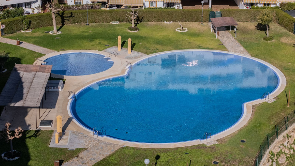 3 Bed Apartment for sale in Benalmadena Costa Del Sol, Málaga, Spain