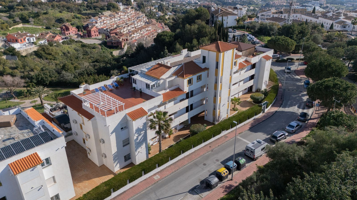 3 Bed Apartment for sale in Benalmadena Costa Del Sol, Málaga, Spain