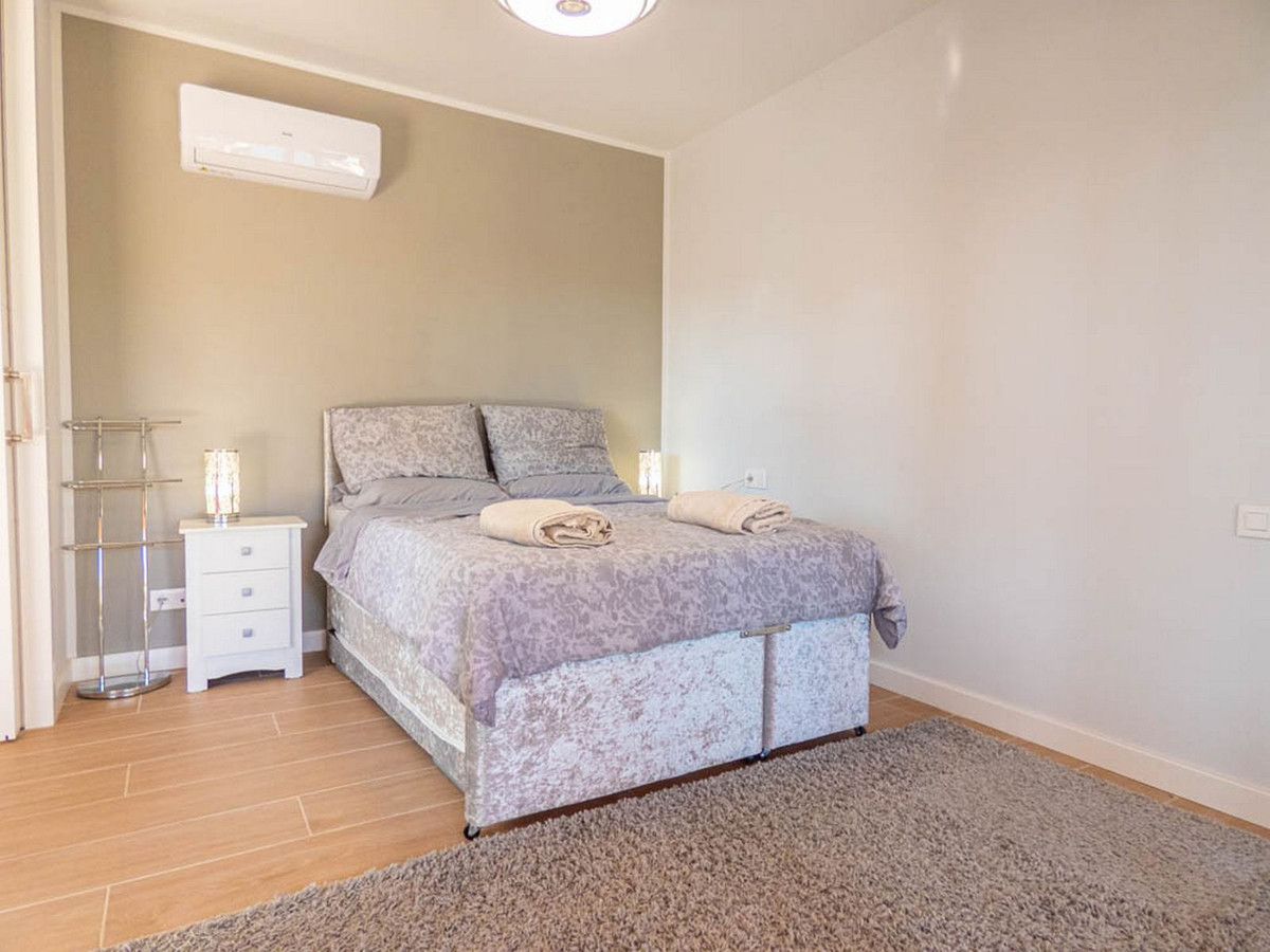 Se vende Apartamento Planta Media de 2 dormitorios en Costa Blanca, Alicante, España