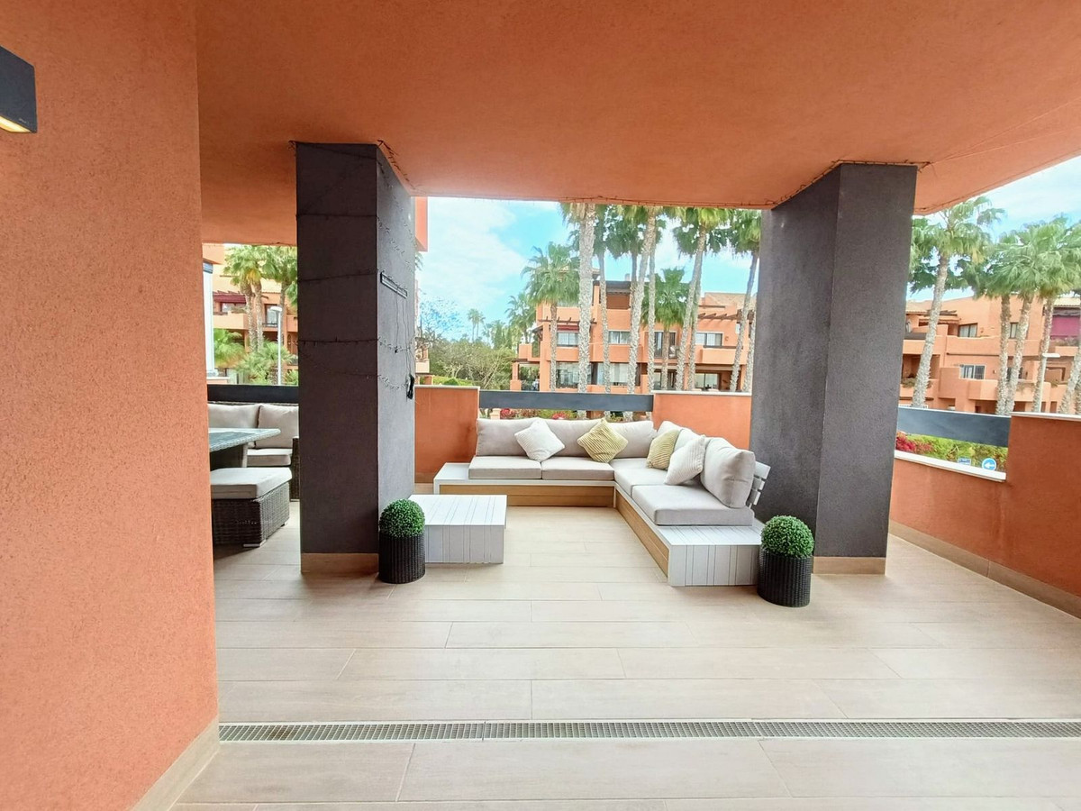 Se vende Apartamento Planta Media de 2 dormitorios en Costa Blanca, Alicante, España