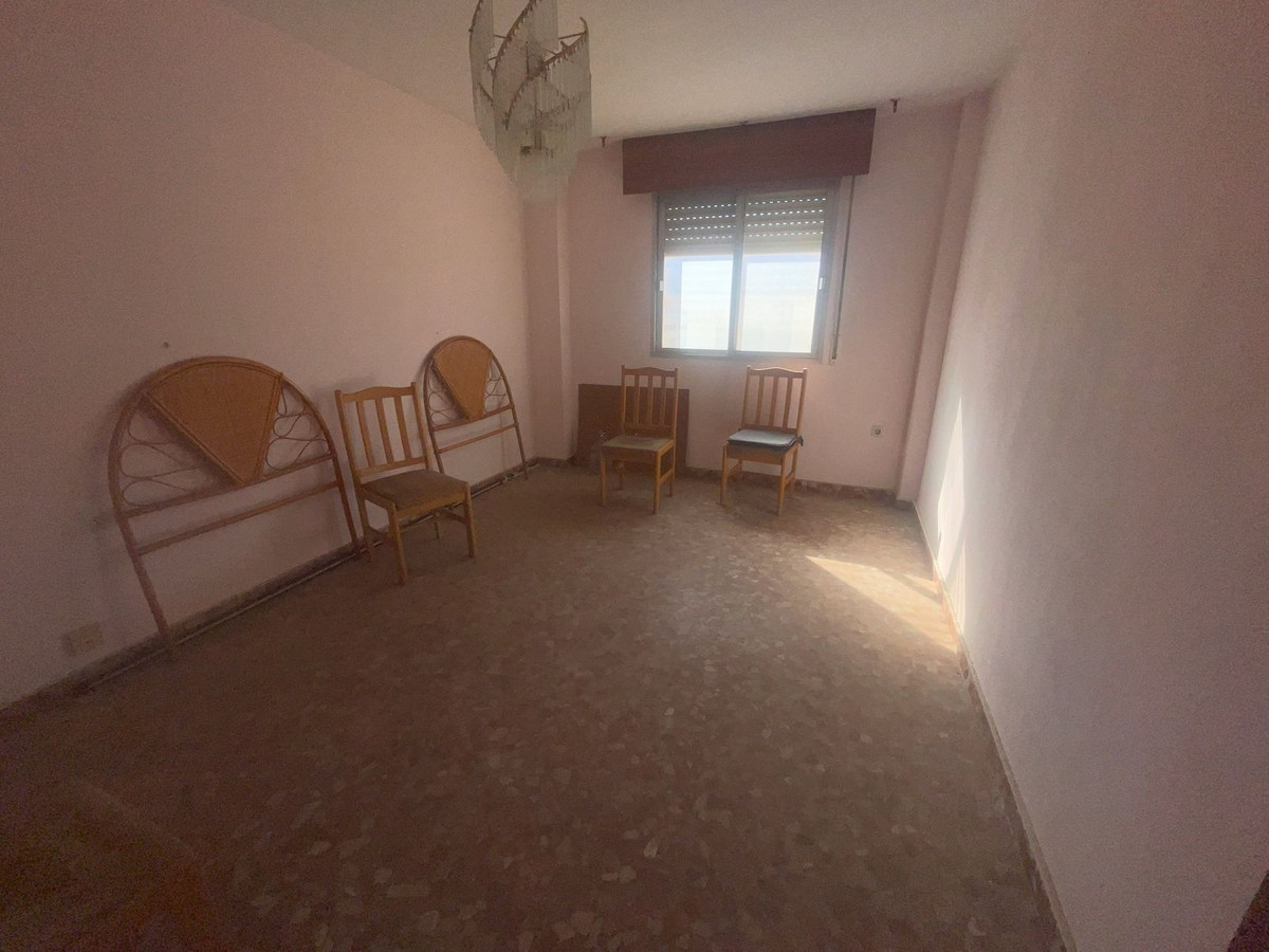 3 Bed Apartment for sale in Estepona Costa Del Sol, Málaga, Spain