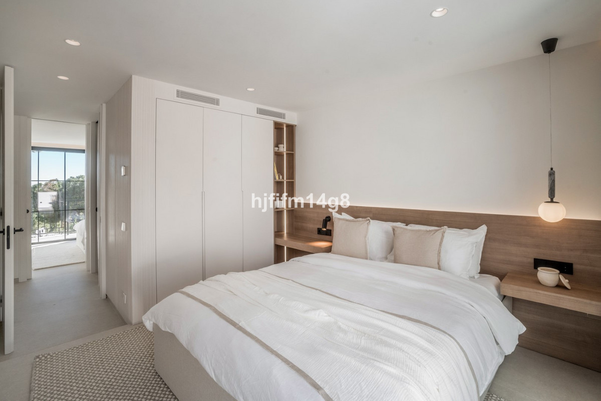 Se vende Adosada de 5 dormitorios en Costa Del Sol, Málaga, España