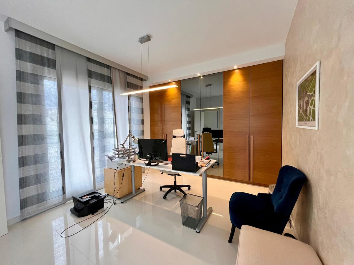 4 Bed Townhouse for sale in Dehesa De Campoamor Costa Blanca, Alicante, Spain