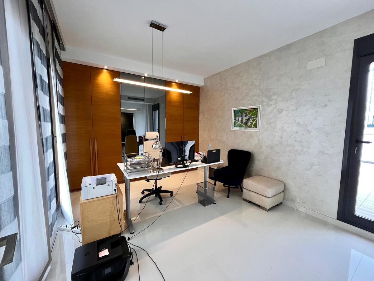 4 Bed Townhouse for sale in Dehesa De Campoamor Costa Blanca, Alicante, Spain