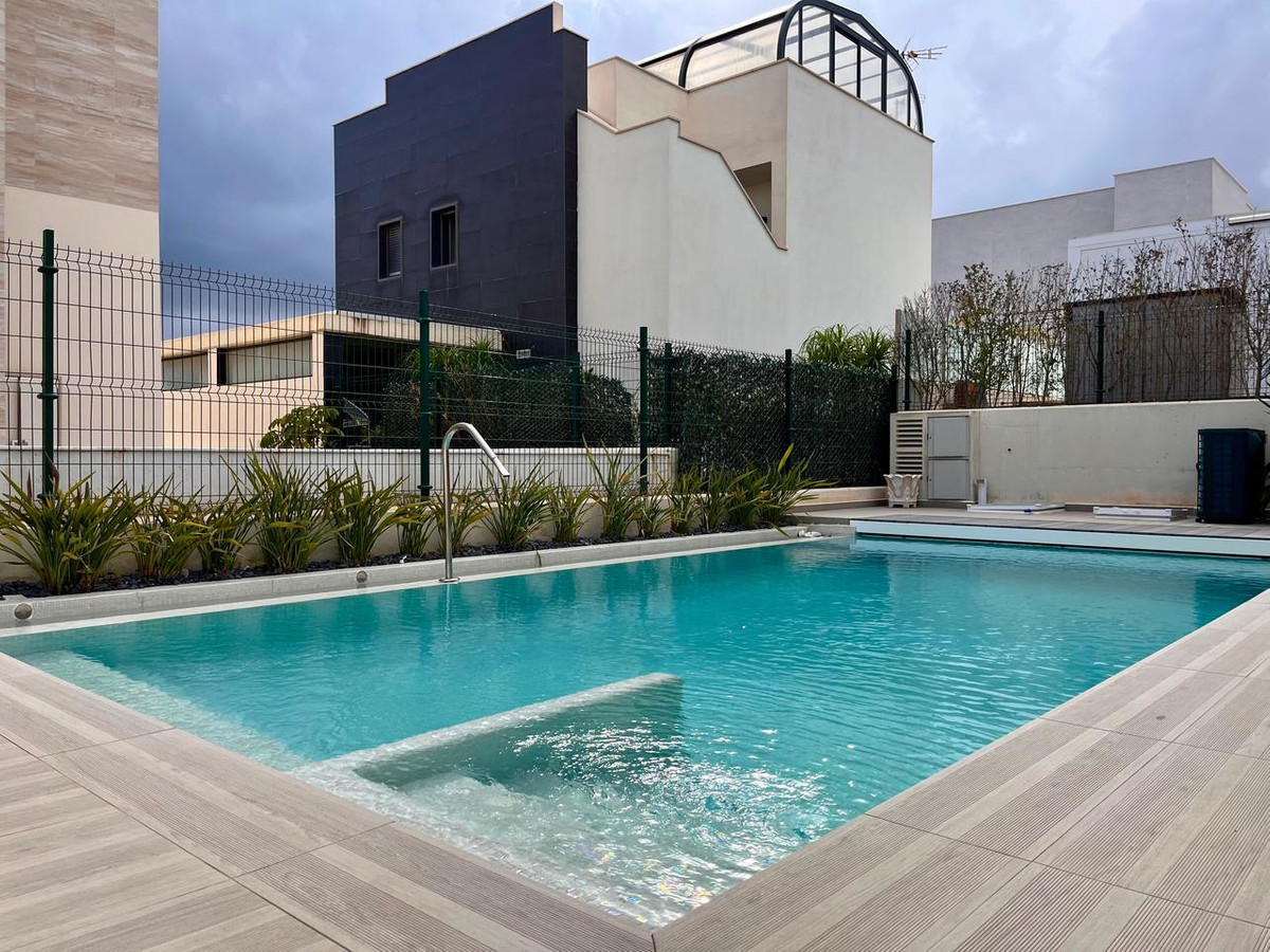 4 Bed Townhouse for sale in Dehesa De Campoamor Costa Blanca, Alicante, Spain