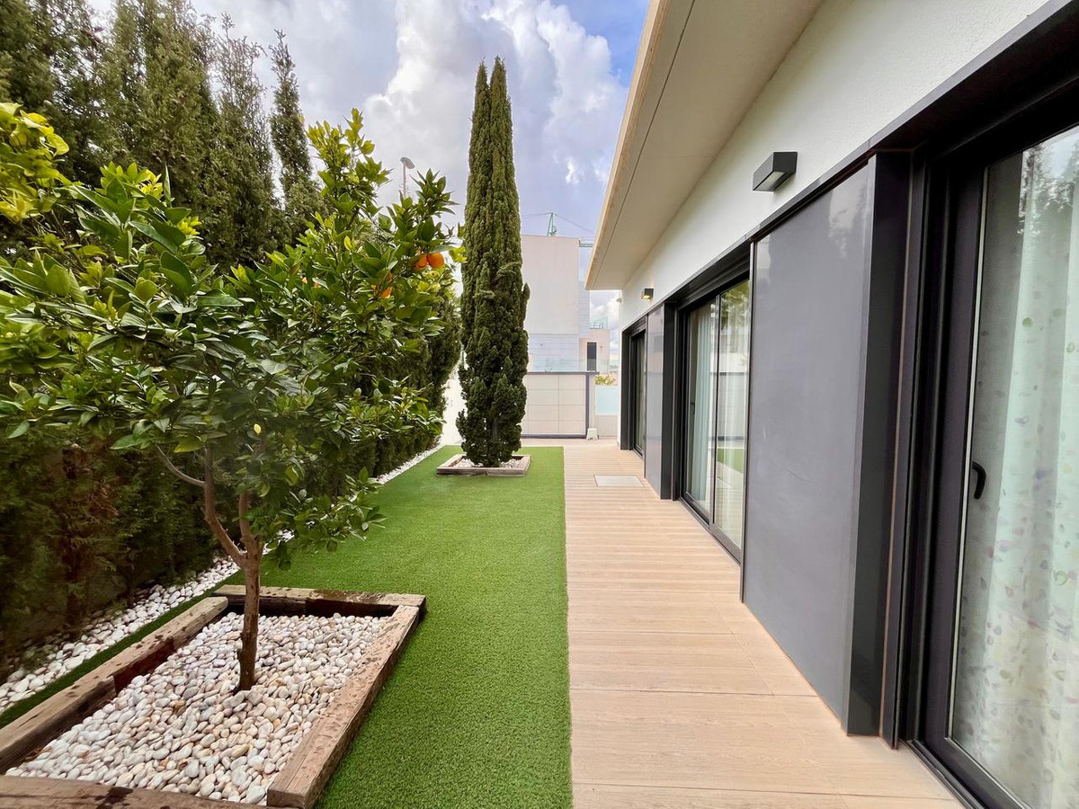 4 Bed Townhouse for sale in Dehesa De Campoamor Costa Blanca, Alicante, Spain