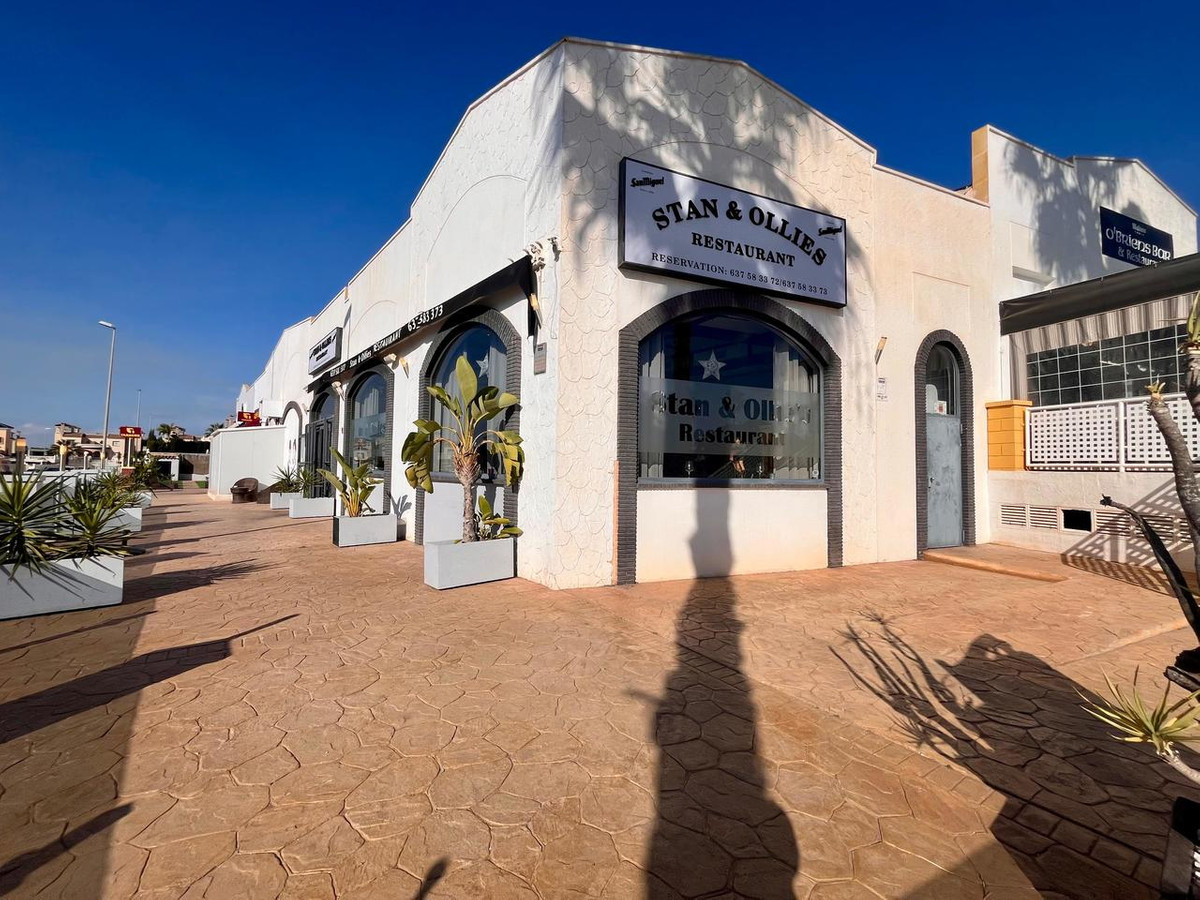 Commercial unit for sale in Guardamar Del Segura Costa Blanca, Alicante, Spain