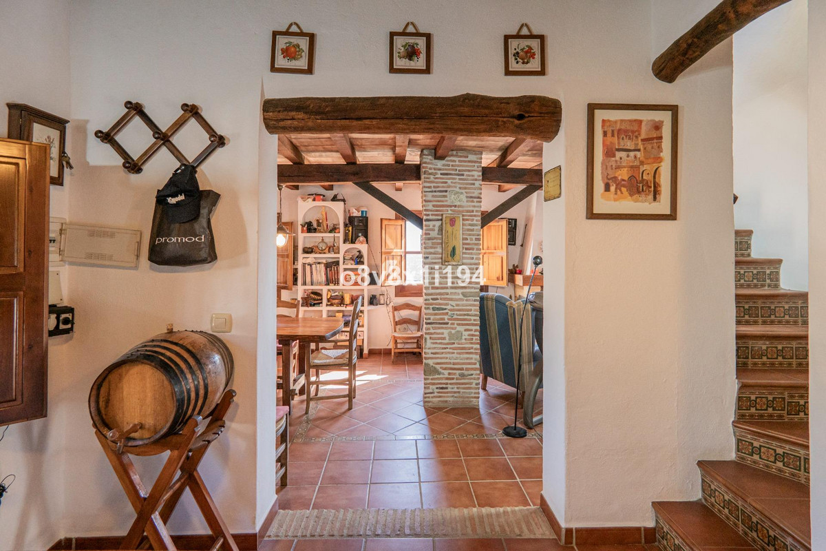 Se vende Finca - Cortijo de 5 dormitorios en Costa Del Sol, Málaga, España
