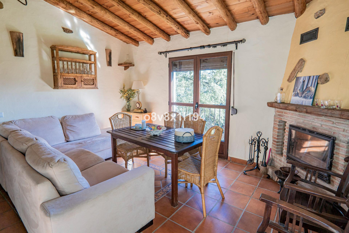 Se vende Finca - Cortijo de 5 dormitorios en Costa Del Sol, Málaga, España