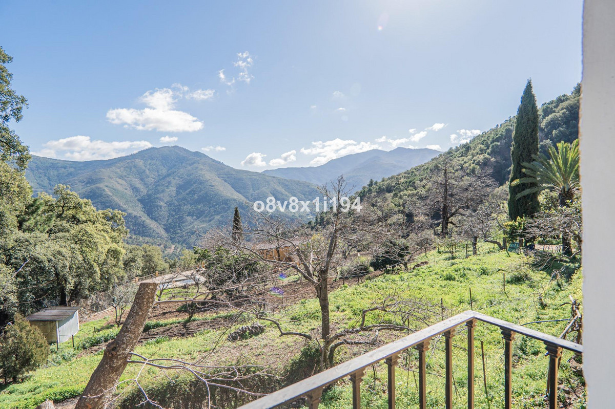 Se vende Finca - Cortijo de 5 dormitorios en Costa Del Sol, Málaga, España