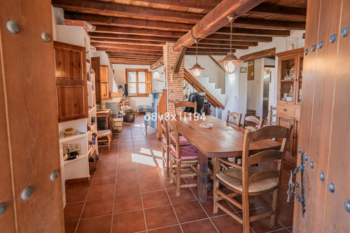 Se vende Finca - Cortijo de 5 dormitorios en Costa Del Sol, Málaga, España