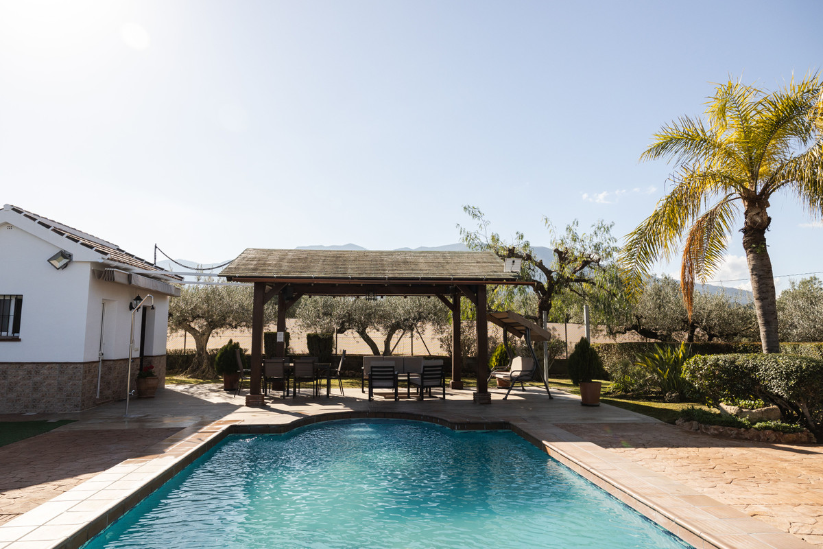 5 Bed Townhouse for sale in Alhaurín El Grande Costa Del Sol, Málaga, Spain