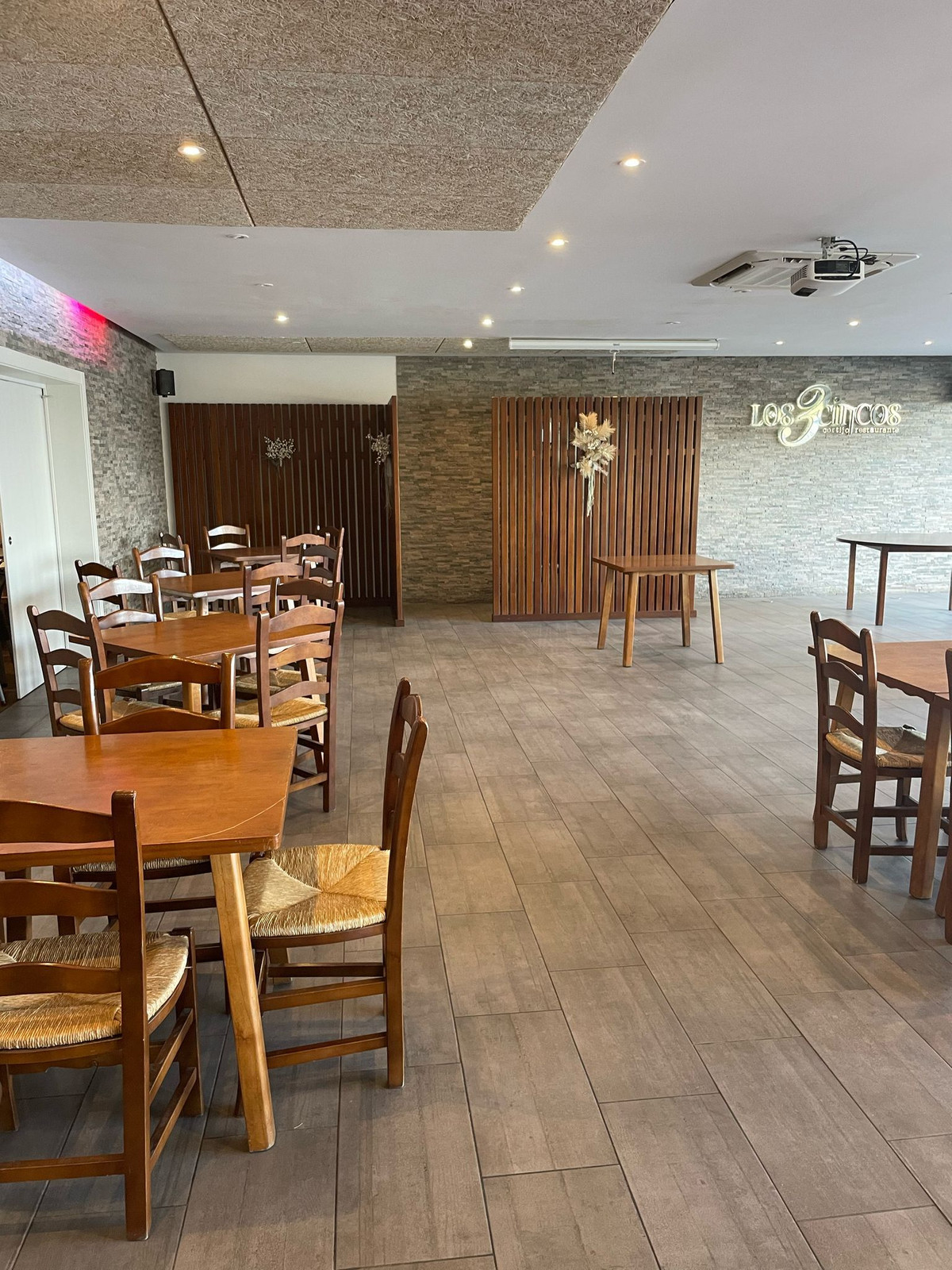 4 Bed Commercial unit for sale in Málaga Costa Del Sol, Málaga, Spain