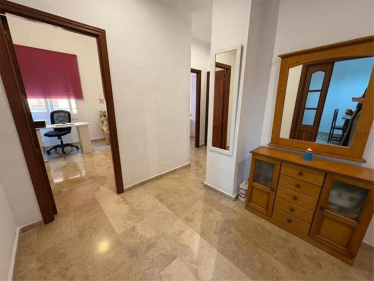 3 Bed Apartment for sale in Marbella Costa Del Sol, Málaga, Spain