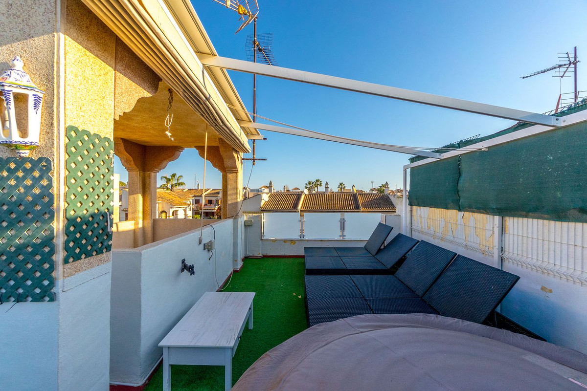 Se vende Adosada de 3 dormitorios en Costa Blanca, Alicante, España