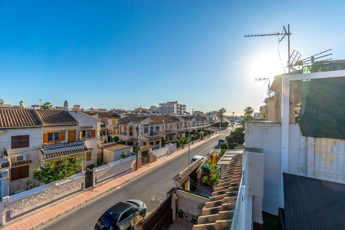 Se vende Adosada de 3 dormitorios en Costa Blanca, Alicante, España