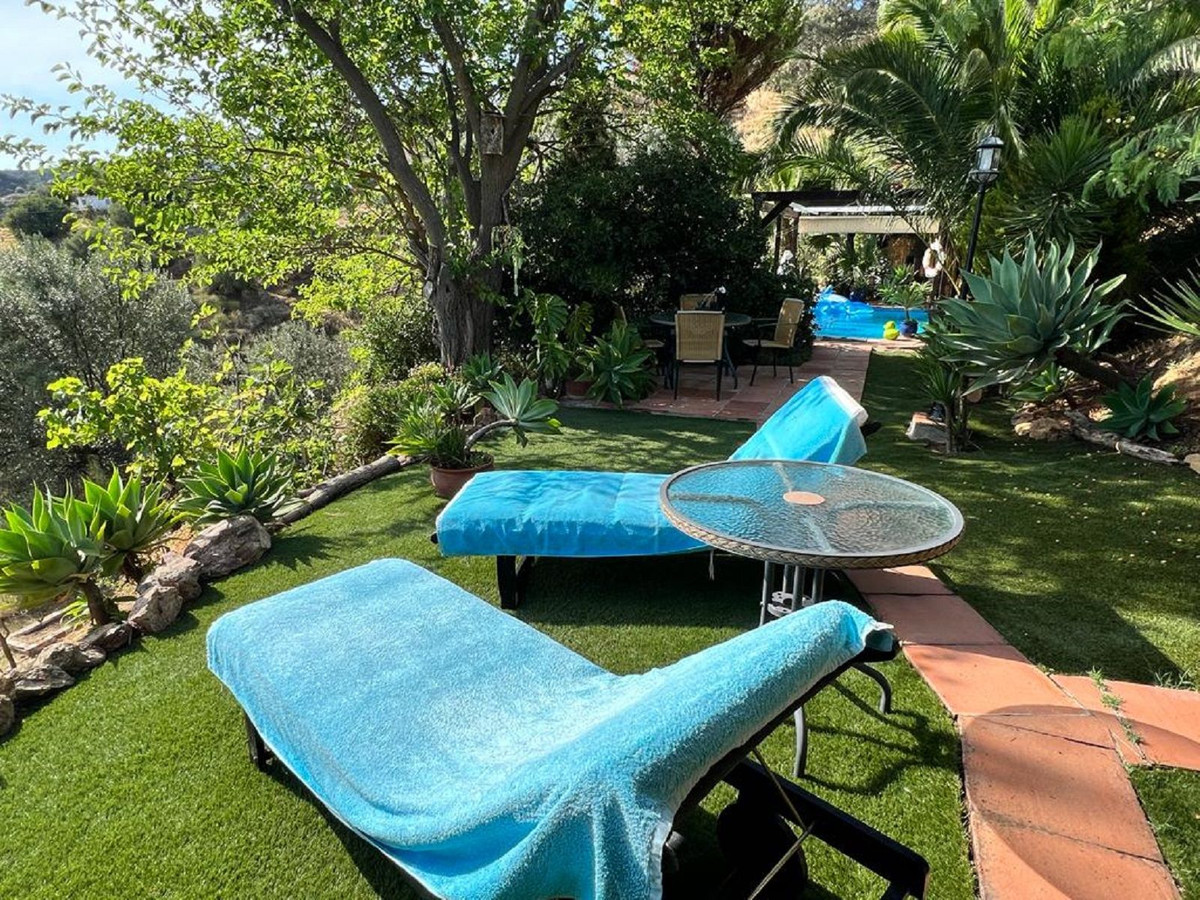 4 Bed Townhouse for sale in Mijas Costa Del Sol, Málaga, Spain