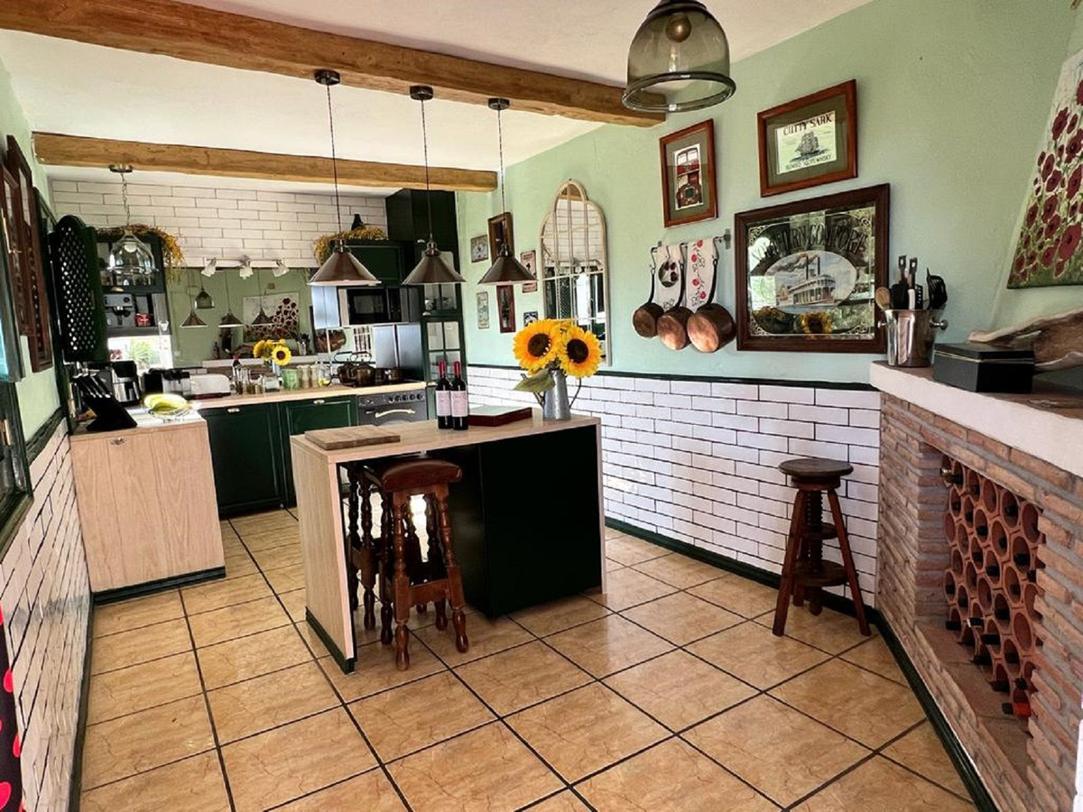 4 Bed Townhouse for sale in Mijas Costa Del Sol, Málaga, Spain