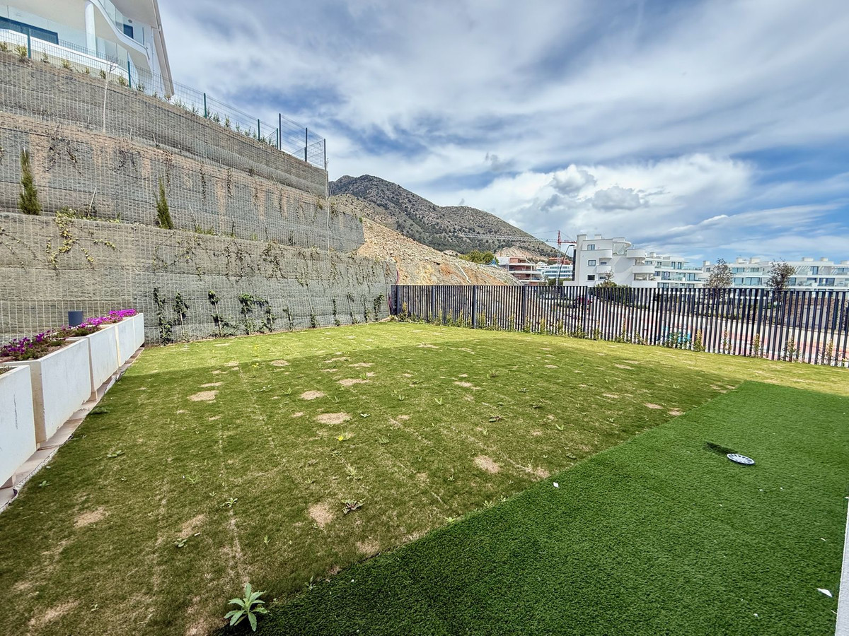 3 Bed Apartment for sale in Fuengirola Costa Del Sol, Málaga, Spain
