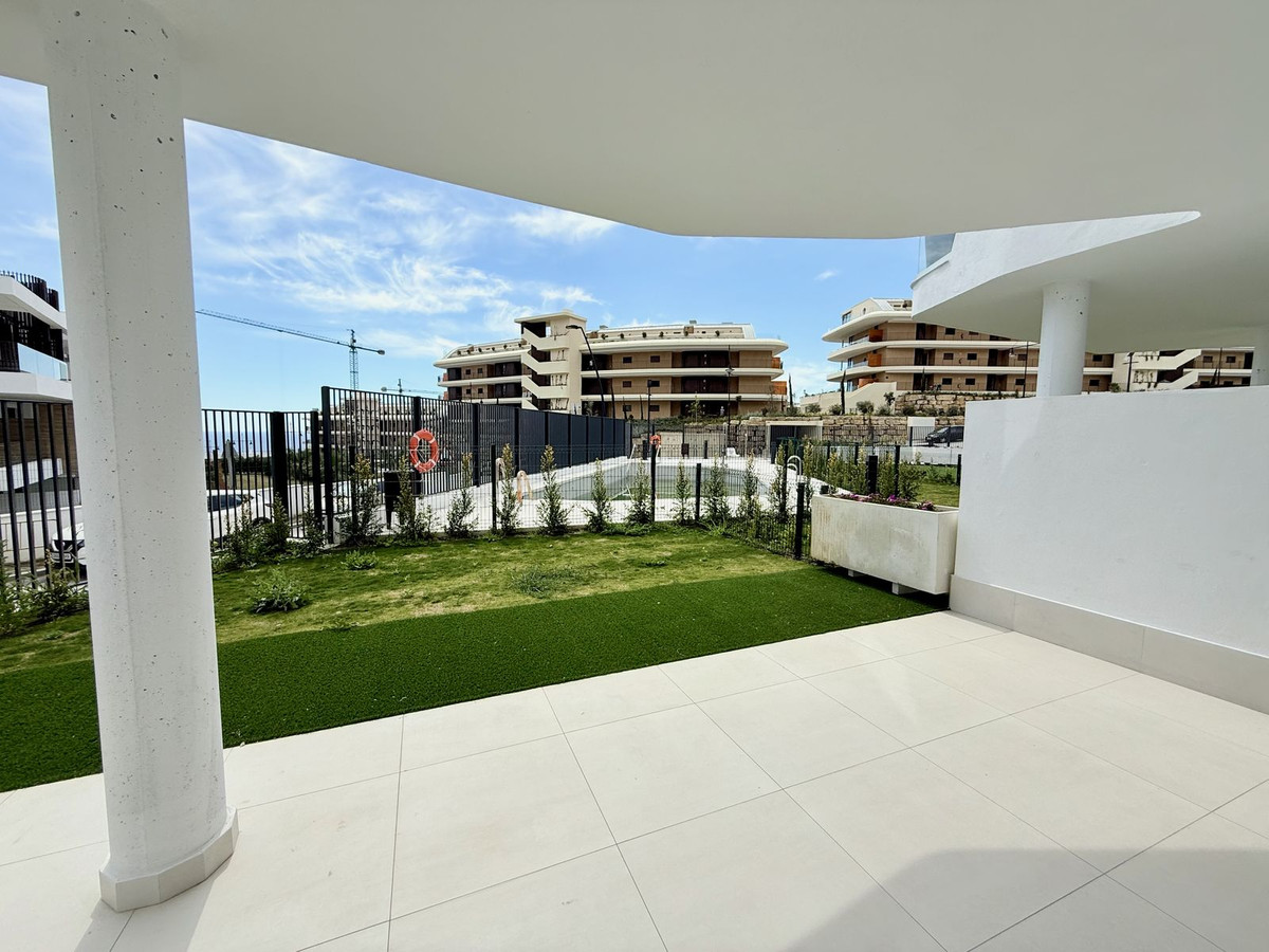 3 Bed Apartment for sale in Fuengirola Costa Del Sol, Málaga, Spain