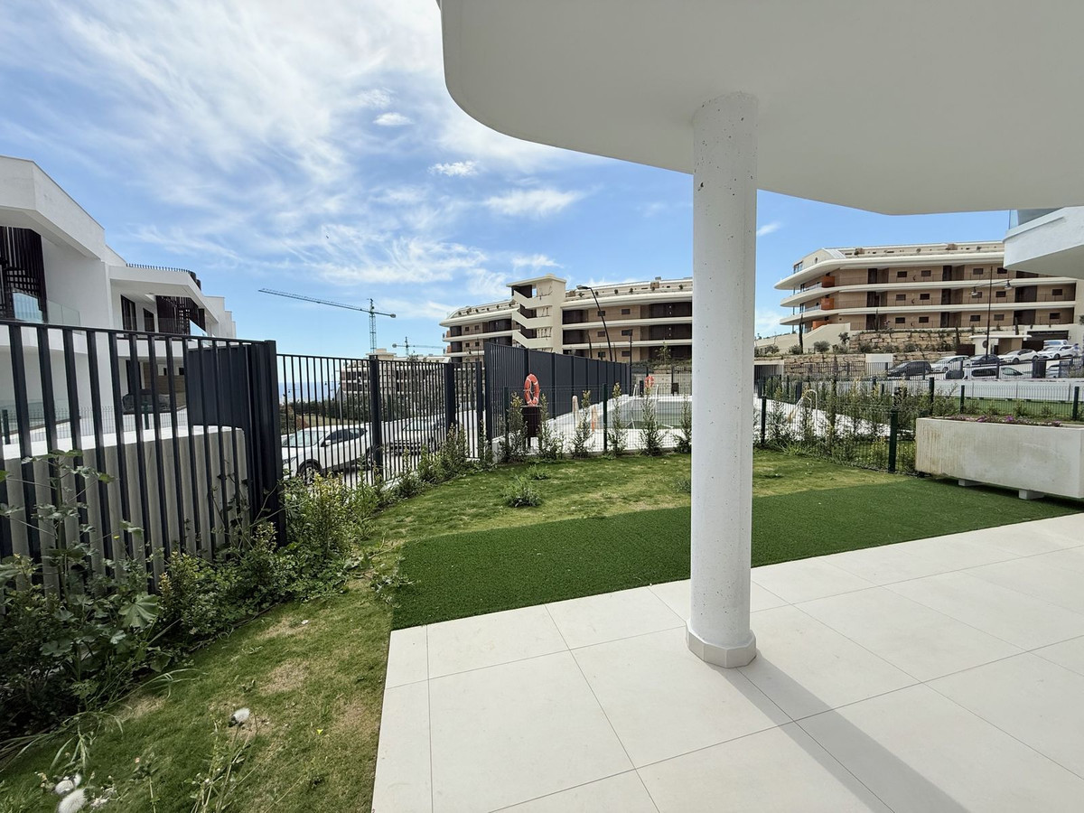 3 Bed Apartment for sale in Fuengirola Costa Del Sol, Málaga, Spain