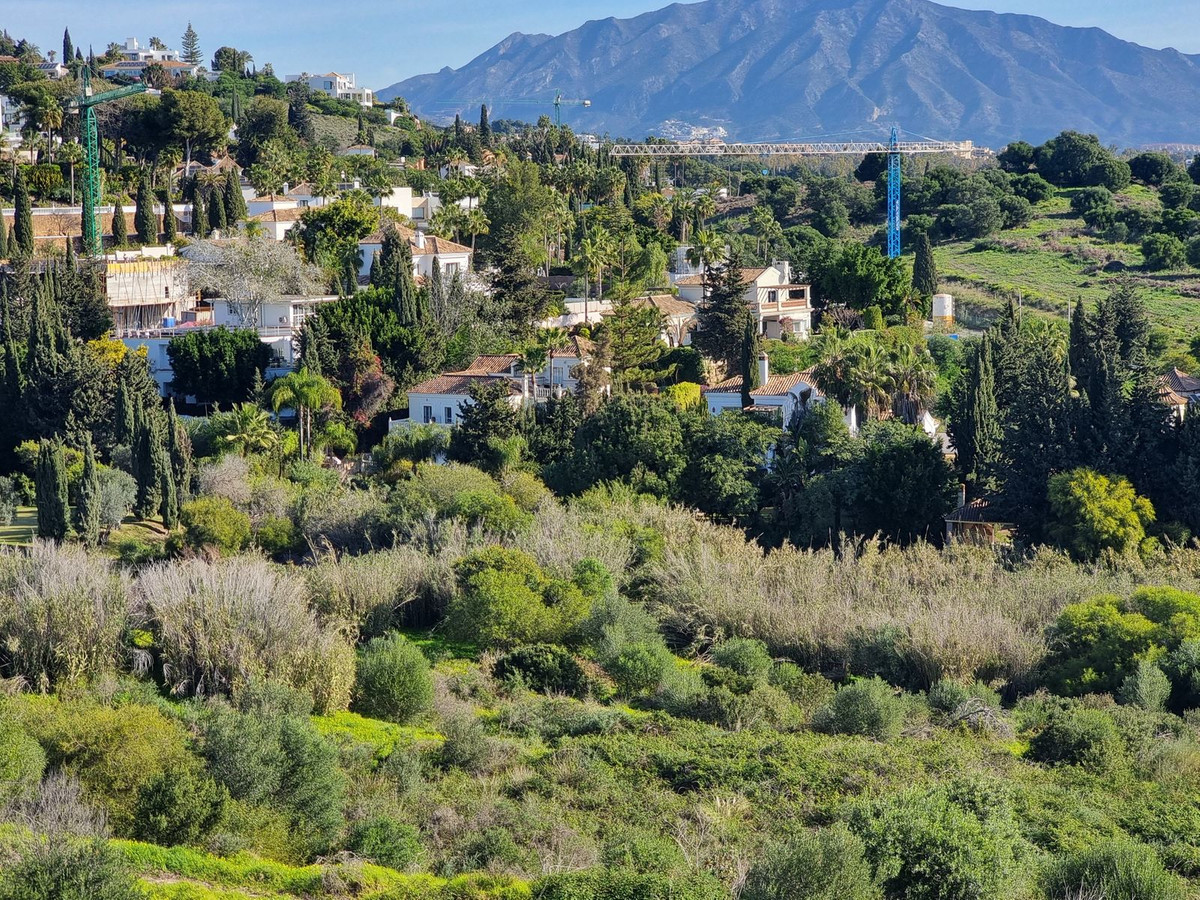 3 Bed Apartment for sale in Estepona Costa Del Sol, Málaga, Spain