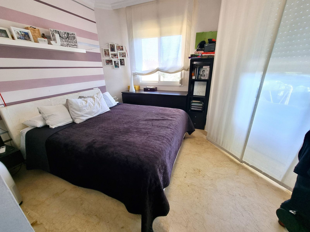 3 Bed Apartment for sale in Estepona Costa Del Sol, Málaga, Spain