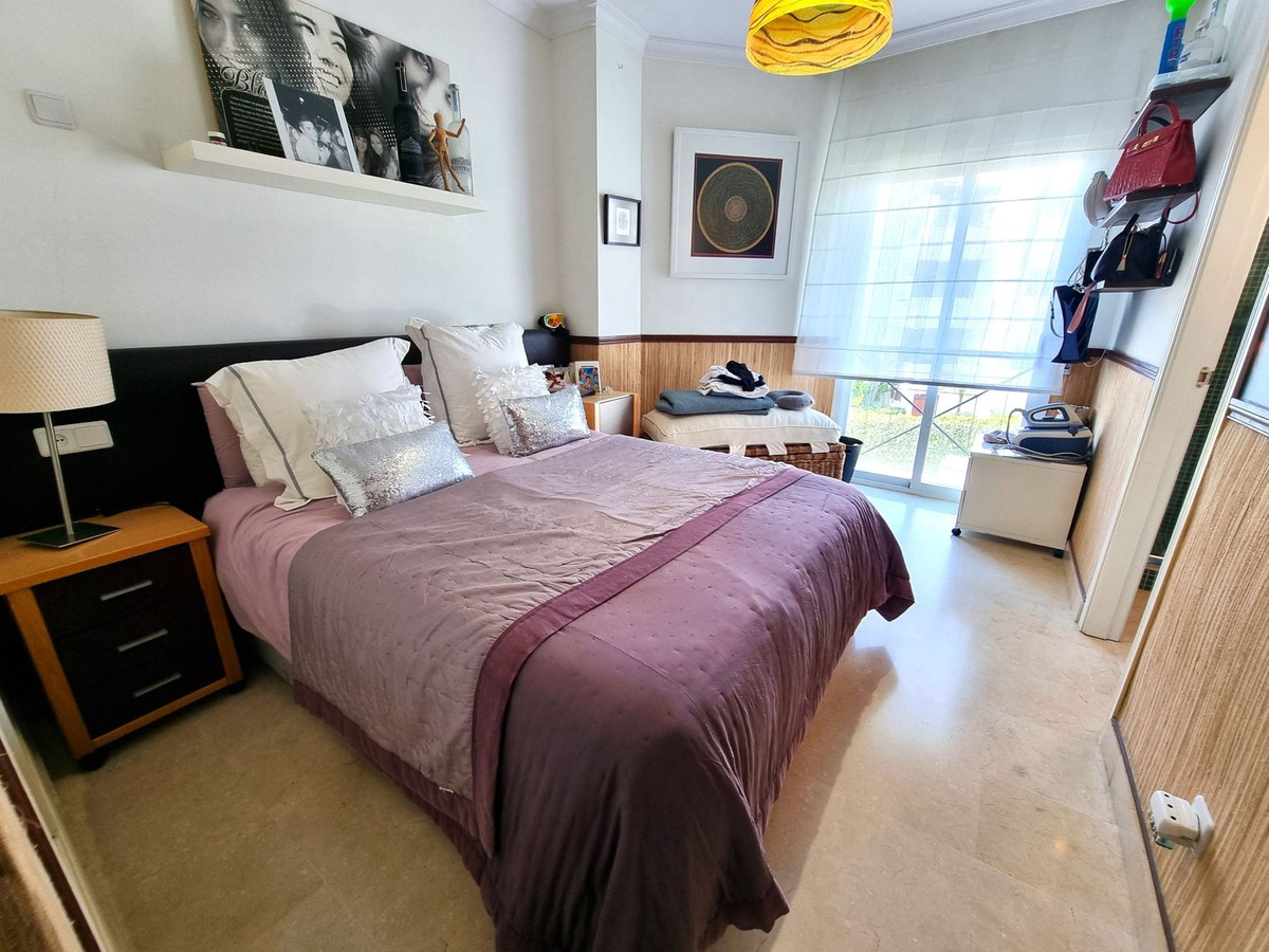 3 Bed Apartment for sale in Estepona Costa Del Sol, Málaga, Spain