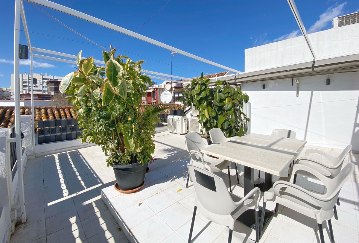 2 Bed Commercial unit for sale in Marbella Costa Del Sol, Málaga, Spain