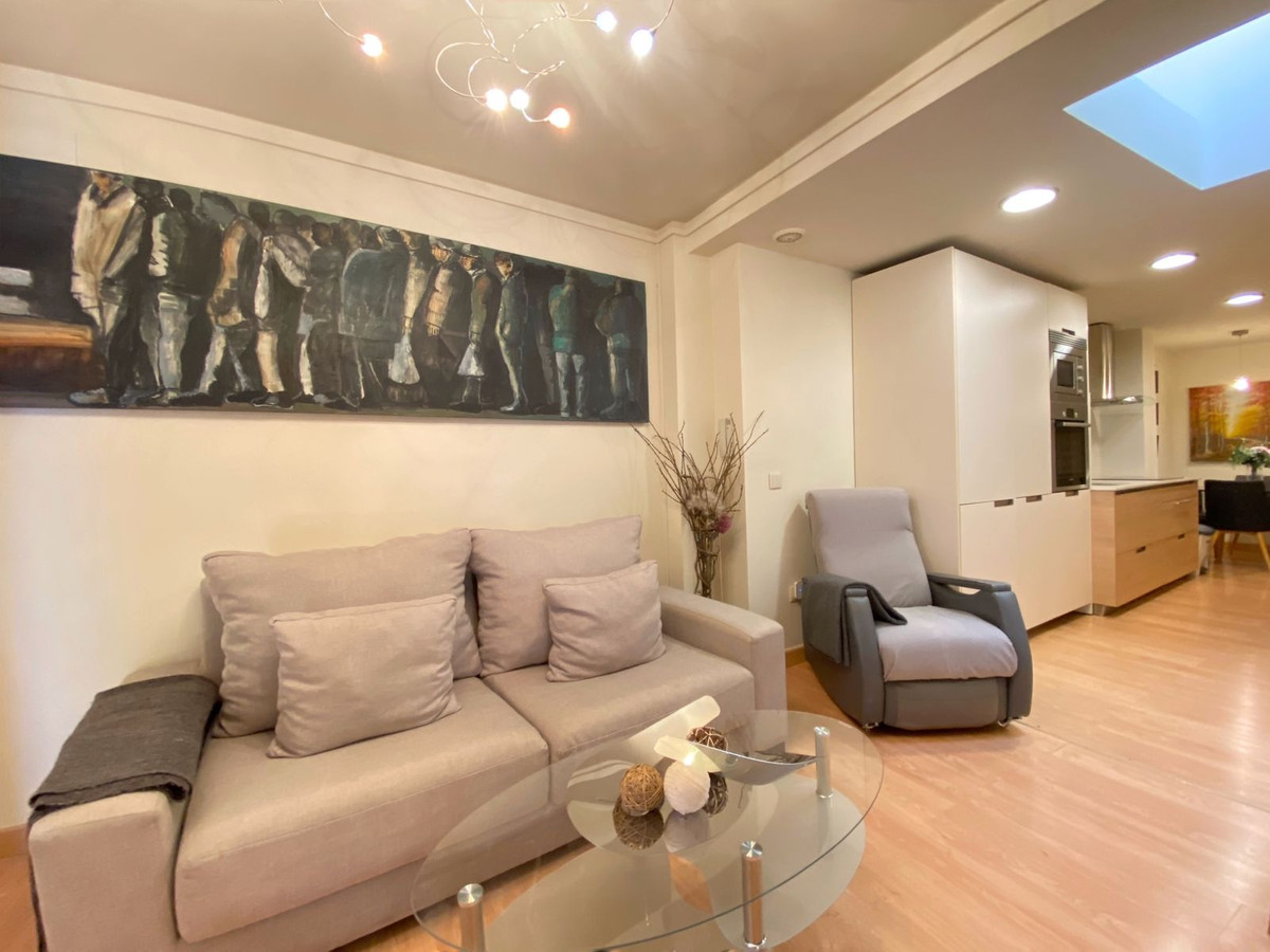2 Bed Commercial unit for sale in Marbella Costa Del Sol, Málaga, Spain