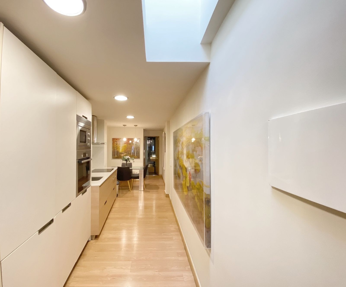 2 Bed Commercial unit for sale in Marbella Costa Del Sol, Málaga, Spain