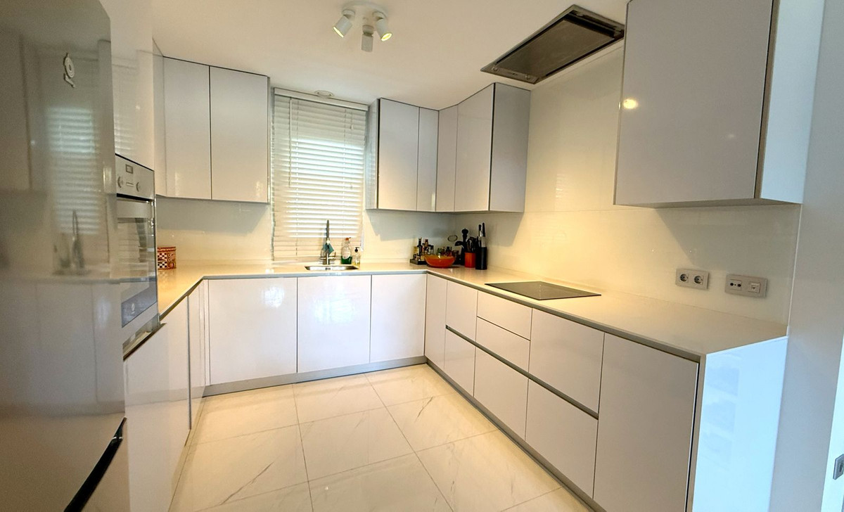 3 Bed Apartment for sale in Bel Air Costa Del Sol, Málaga, Spain