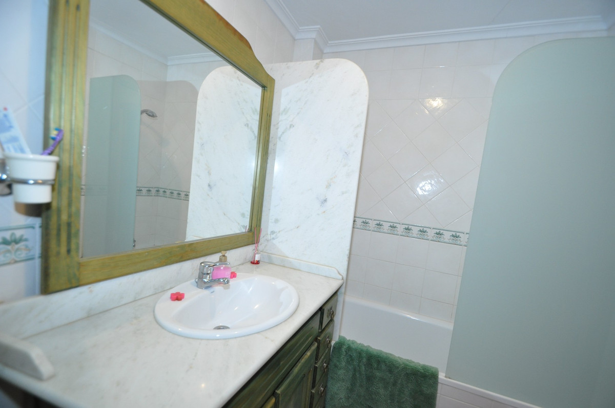 3 Bed Townhouse for sale in Pinoso Costa Blanca, Alicante, Spain