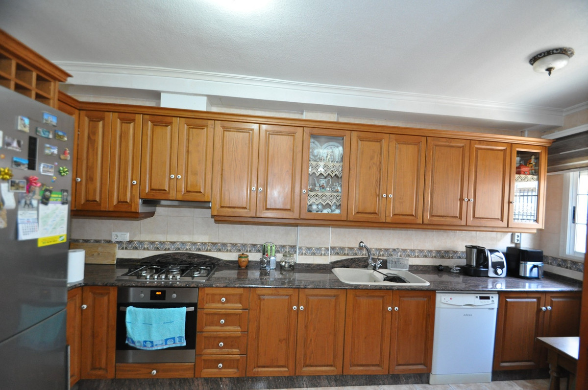 3 Bed Townhouse for sale in Pinoso Costa Blanca, Alicante, Spain