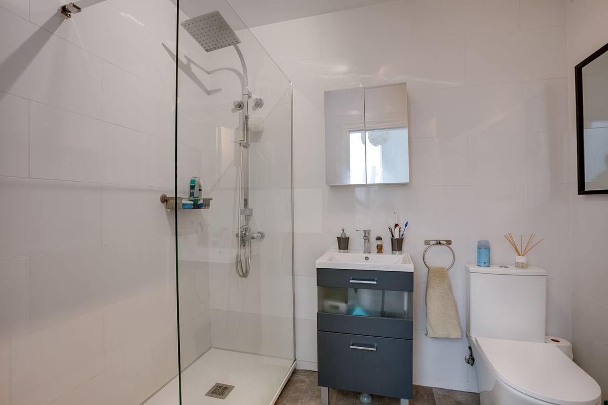 Se vende Adosada de 3 dormitorios en Costa Del Sol, Málaga, España