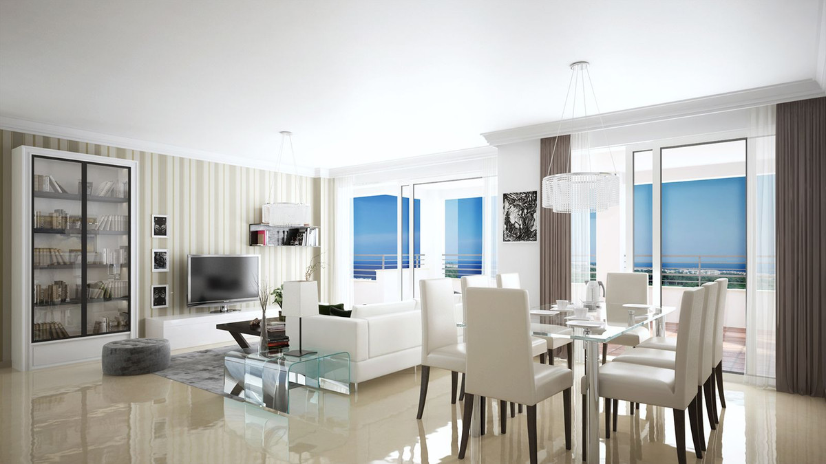 Se vende Apartamento Planta Media de 2 dormitorios en Costa Del Sol East, Málaga, España