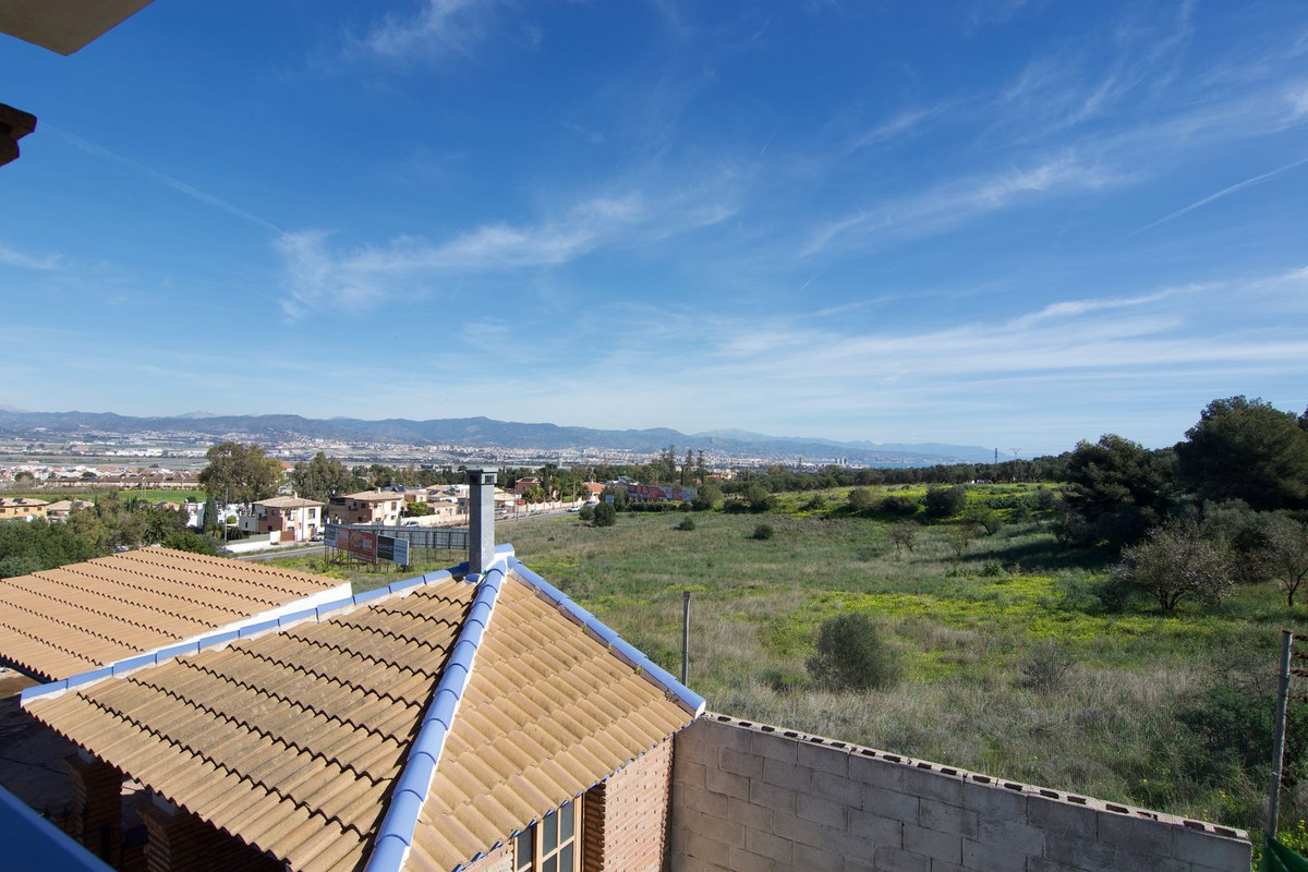 5 Bed Townhouse for sale in Churriana Málaga Ciudad, Málaga, Spain