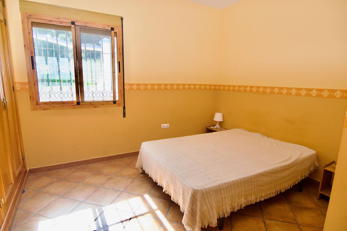 5 Bed Townhouse for sale in Churriana Málaga Ciudad, Málaga, Spain