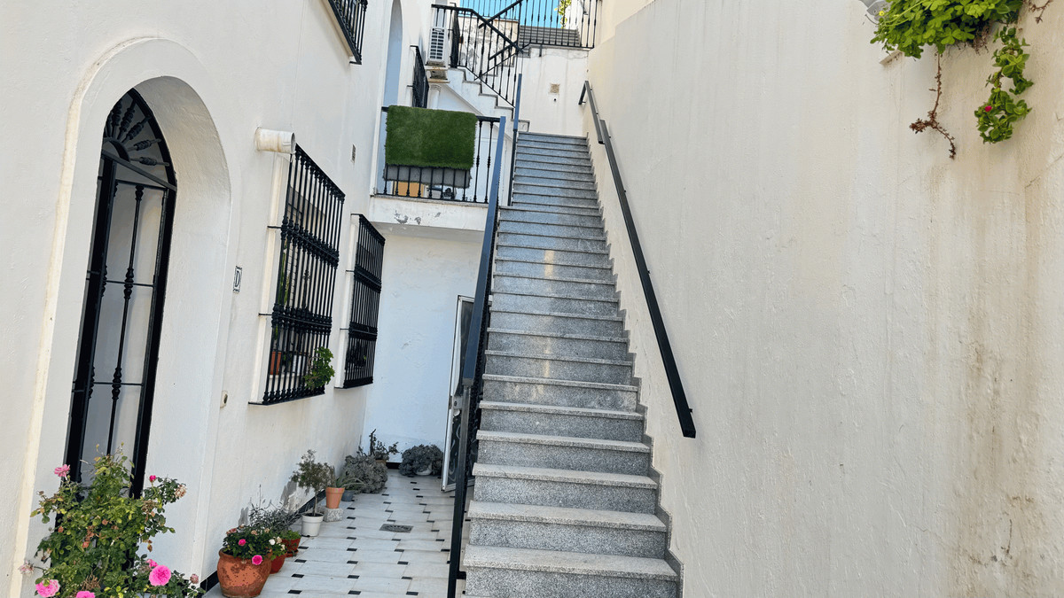 Se vende Apartamento Planta Baja de 2 dormitorios en Costa Del Sol, Málaga, España
