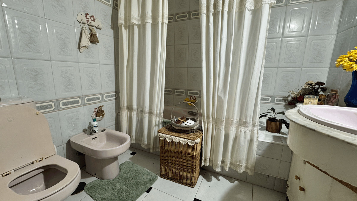 Se vende Apartamento Planta Baja de 2 dormitorios en Costa Del Sol, Málaga, España