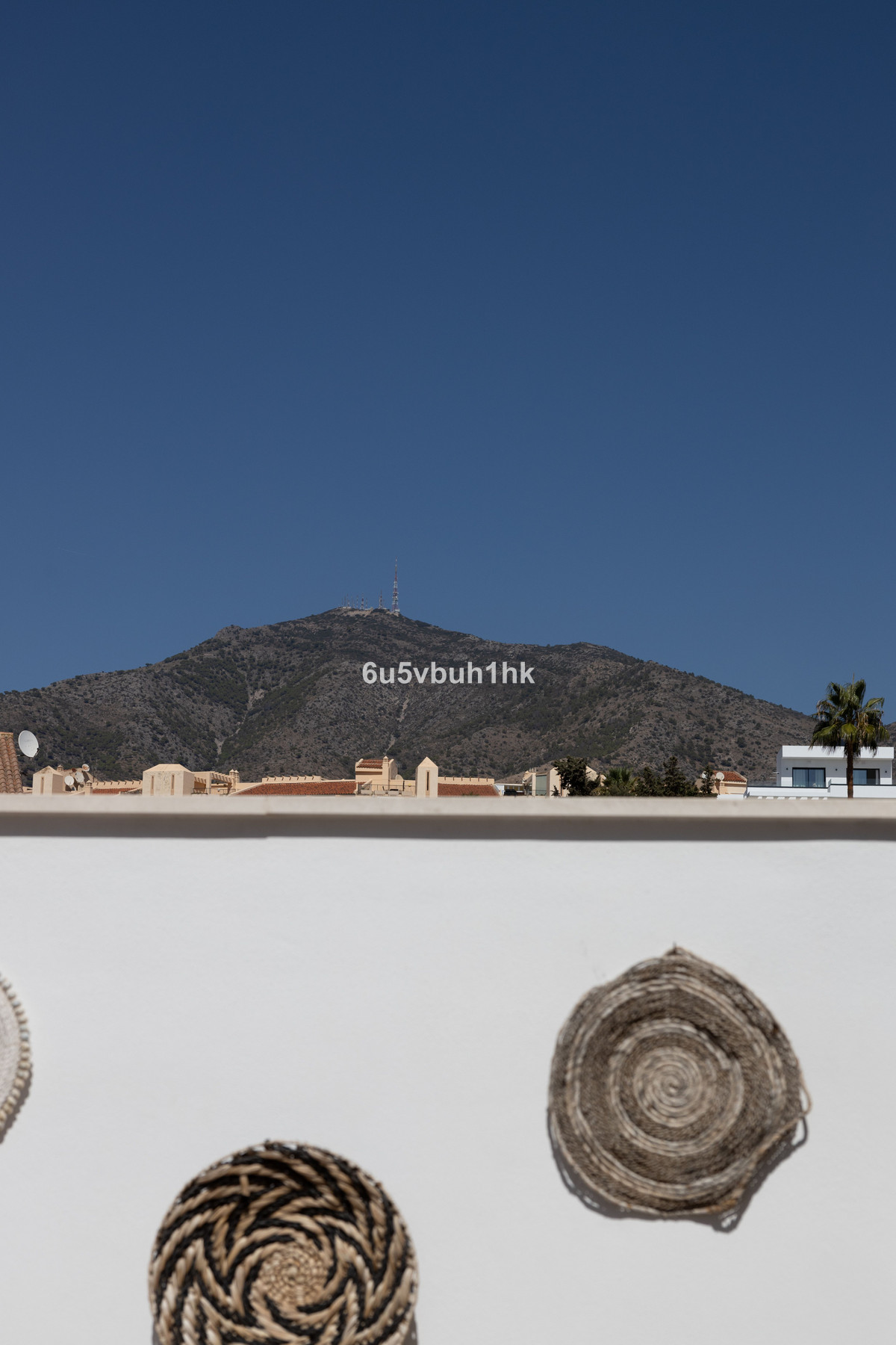 Se vende Villa - Chalet de 3 dormitorios en Costa Del Sol, Málaga, España