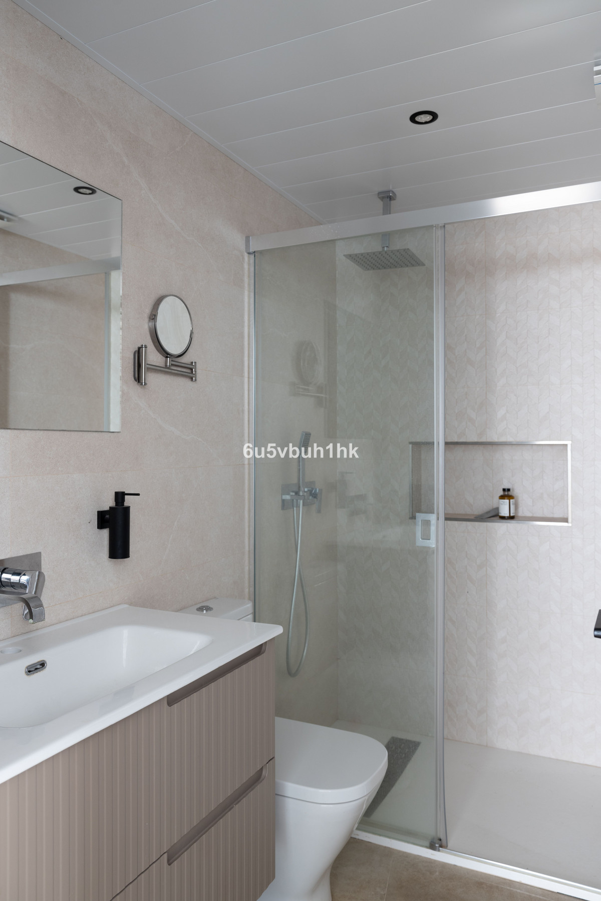 Se vende Villa - Chalet de 3 dormitorios en Costa Del Sol, Málaga, España
