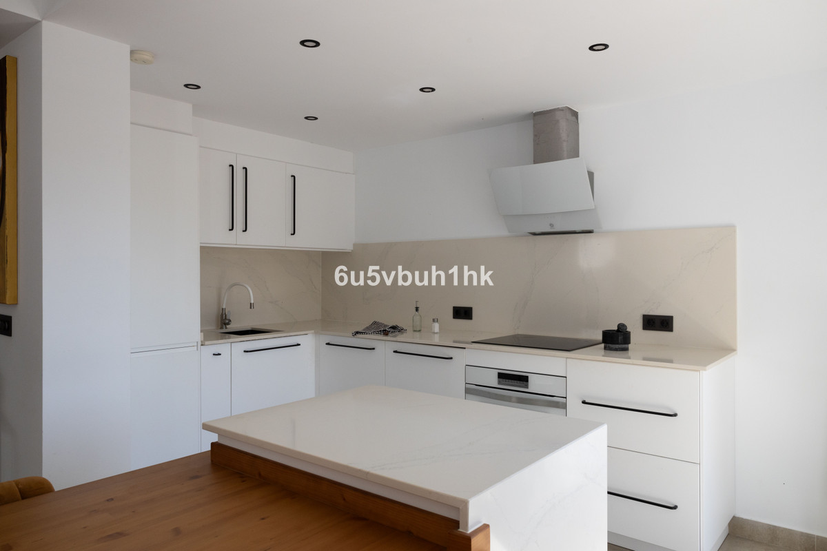Se vende Villa - Chalet de 3 dormitorios en Costa Del Sol, Málaga, España