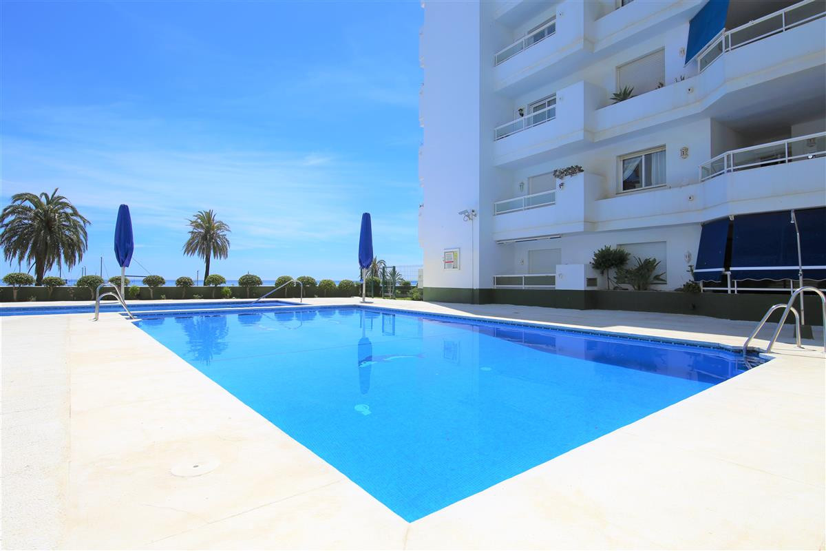 2 Bed Apartment for sale in Estepona Costa Del Sol, Málaga, Spain