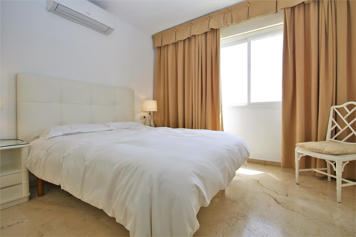 2 Bed Apartment for sale in Estepona Costa Del Sol, Málaga, Spain