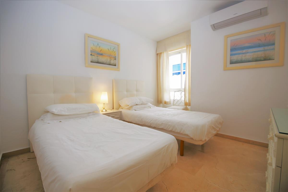 2 Bed Apartment for sale in Estepona Costa Del Sol, Málaga, Spain