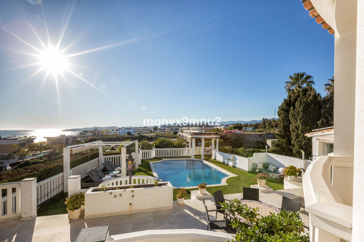5 Bed Townhouse for sale in El Chaparral Costa Del Sol, Málaga, Spain