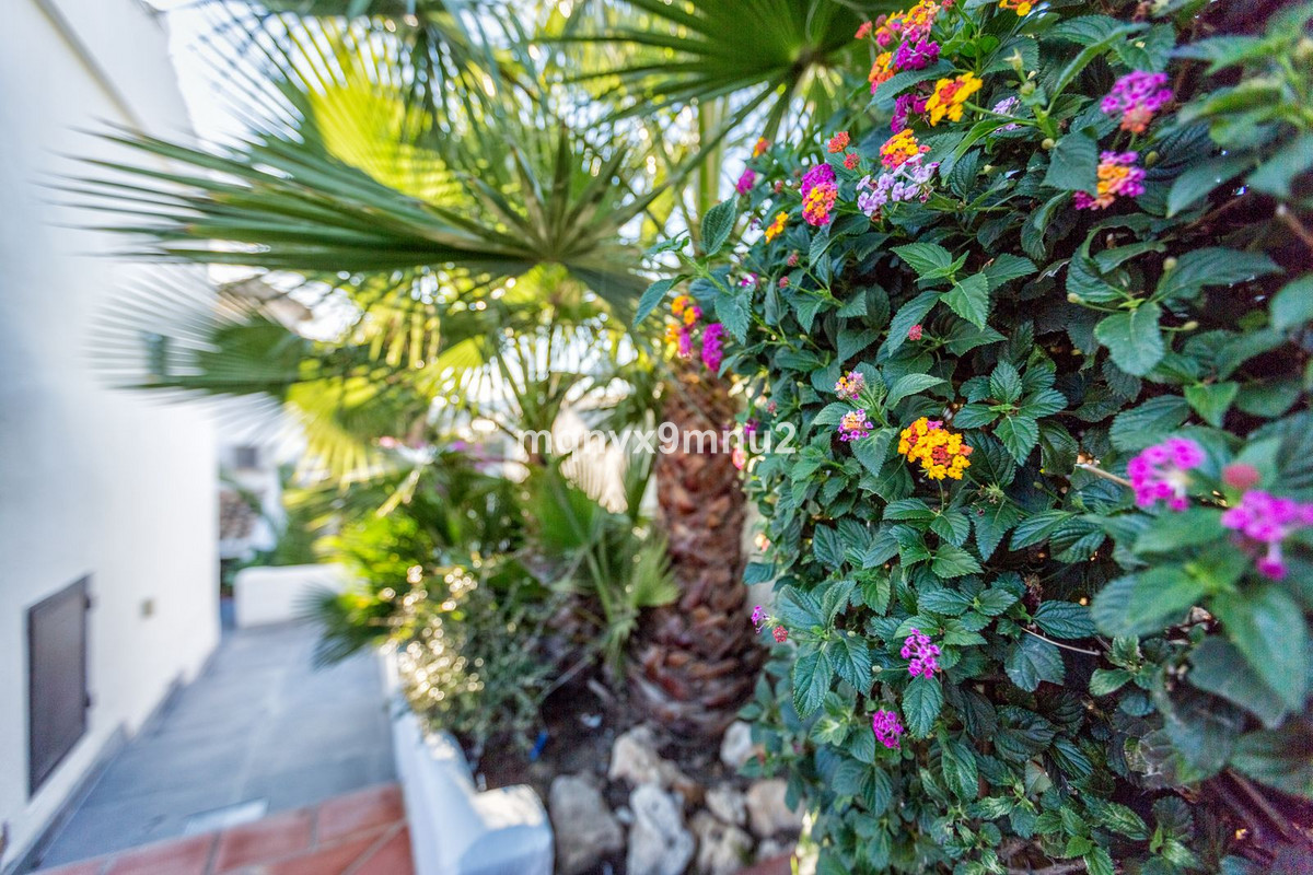 5 Bed Townhouse for sale in El Chaparral Costa Del Sol, Málaga, Spain