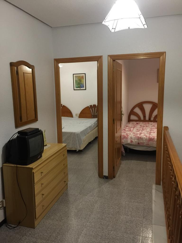 Se vende Bungalow de 5 dormitorios en Costa Blanca, Alicante, España