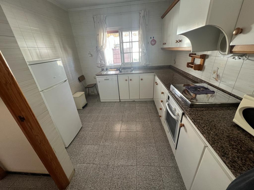 Se vende Bungalow de 5 dormitorios en Costa Blanca, Alicante, España